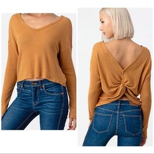 Heart&Hips Tie me back Top